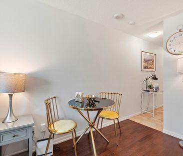 Fort York Boulevard - Photo 1