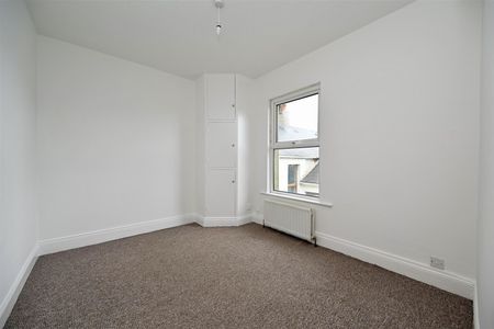 5 Orchard Place, Newtownards, BT23 7AE - Photo 3