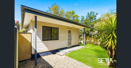 Modern 3 bedrooms granny flat with 2 bath (Water Included) - Photo 5