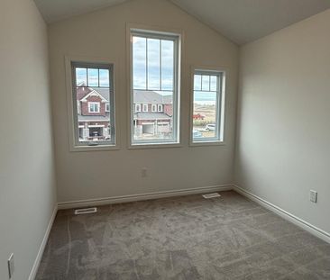 For Lease - 162 Stamson Street, Kitchener, Ontario - Photo 3