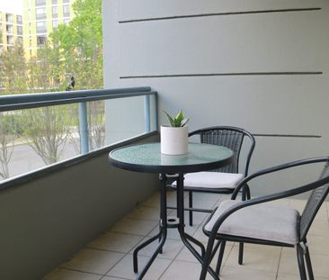 Modern Fully Furnished Apartment in Prime Waitara Location - Photo 6