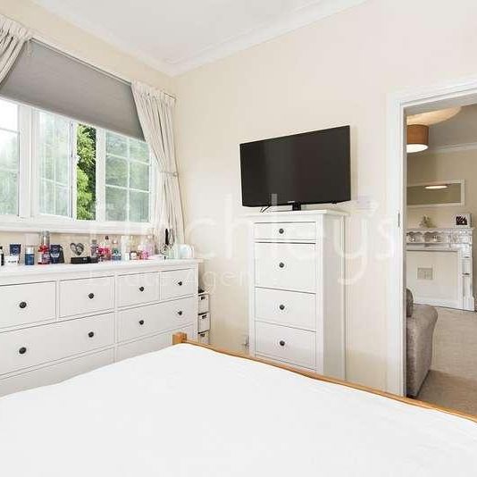 Stanhope Court, East End Road, Finchley, N3 - Photo 1