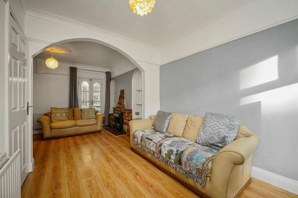 53 Tavanagh Street, Belfast BT12 6JN - Photo 1