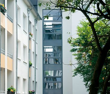 2-Zimmer-Wohnung in Düsseldorf-Lörick (unrenovierte Übergabe) - Foto 3