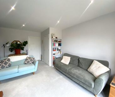 2 Bedroom Terraced To Let - Photo 2