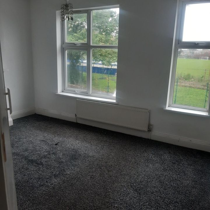 2 Bed Terraced House, Gipsy Lane, LE4 - Photo 1