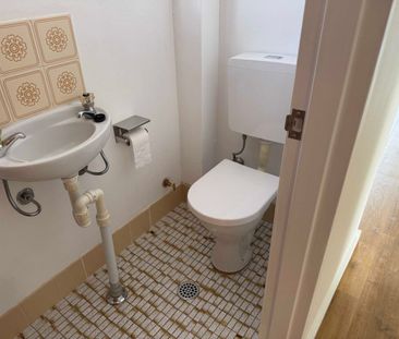 Spacious Newly Renovated Apartment in Prime Allawah Location - Photo 6