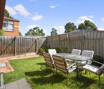 Modern Living in Mill Park - Photo 2