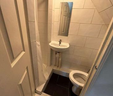 Coventry Road Ilford, IG1 - Photo 4