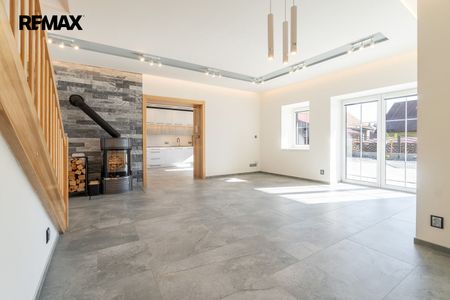 Pronájem domu 129 m² s pozemkem 100 m² - Photo 3