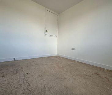 Wadhurst Close - Photo 1