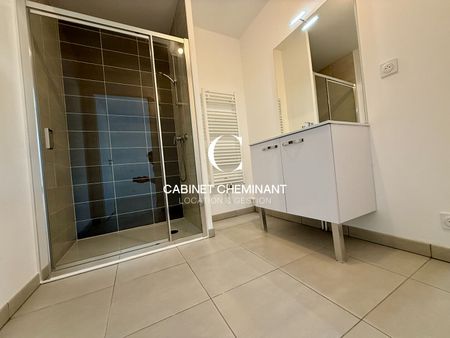 Location Appartement 2 pièces 45m² - Photo 5