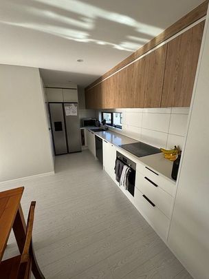 Warm & Bright New Townhouse - Photo 1