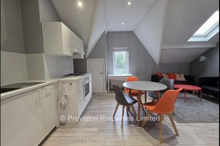 1 Bedroom Flats in Leeds - Photo 2