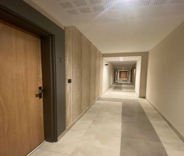 Location Appartement 2 pièces 45m² - Photo 5