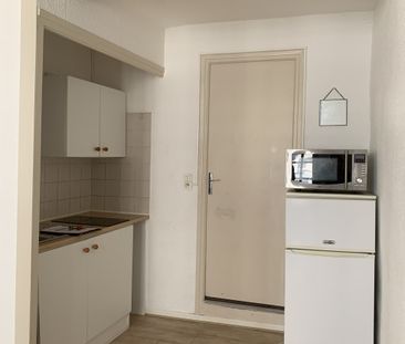 A LOUER // AVIGNON Intramuros Appartement T2 - Photo 1