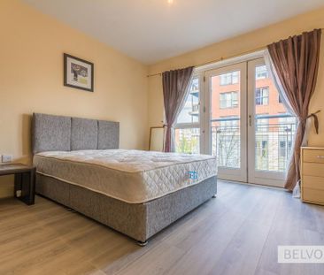 2 bedroom flat to rent - Photo 2