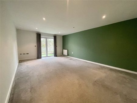 Surrey Road, Bournemouth, BH4 - Photo 2