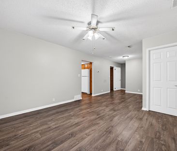 For Lease - 296 Rose Avenue Unit# Unit B, Fort Erie, Ontario - Photo 2