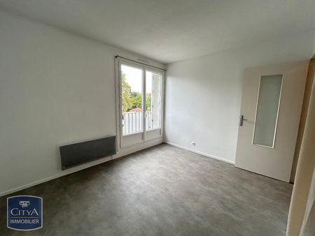 Location Appartement 1 pièce 16m² PAU 64000 - Photo 3