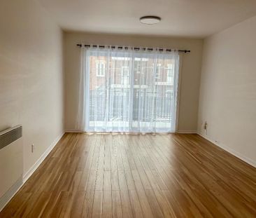 LACHINE - Superbe 3 1/2 style condo - Complètement rénové 2026 - Im... - Photo 3
