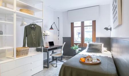 Carrer de lEscorial, Barcelona, Catalonia 08024 - Photo 4