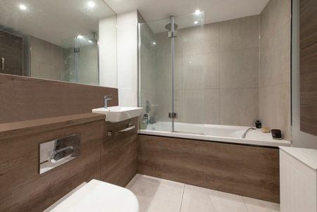 Jubilee Walk, Clerkenwell, WC1X - Photo 5