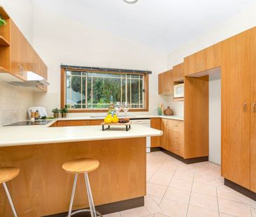 Spacious 3 bedroom unfurnished home - Photo 1