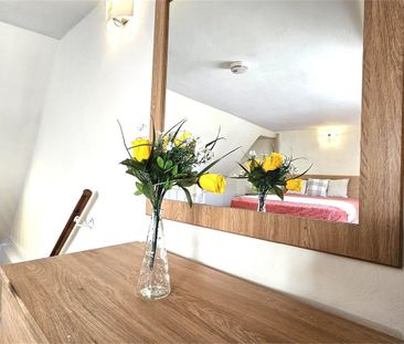 Flat 2, 37C High Street, Mildenhall, Bury St. Edmunds - Photo 1