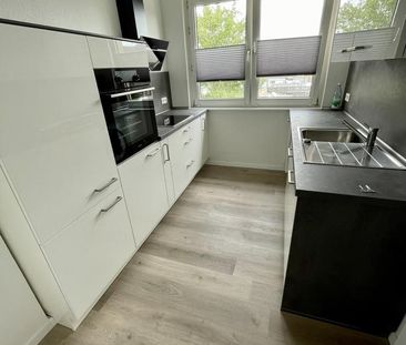 Sanierte 2 1/2-Zimmer-Wohnung in Gladbeck-Mitte +Balkon+Garage - Foto 1
