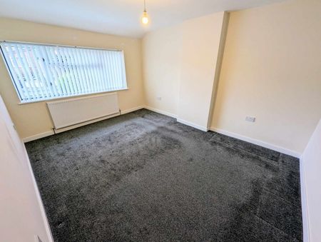 A 3 Bedroom Semi-Detached - Photo 5