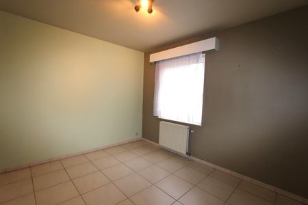 RUIM APPARTEMENT MET GARAGE IN HET CENTRUM - Photo 4