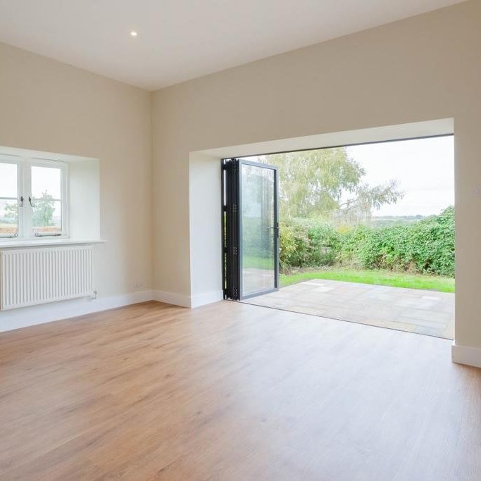 3 bedroom cottage to rent - Photo 1