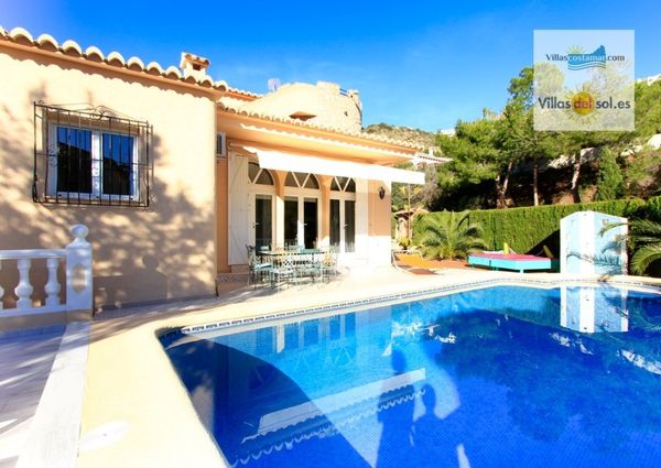 For rent villa with private pool near the beach in Cumbre del Sol, Benitachell