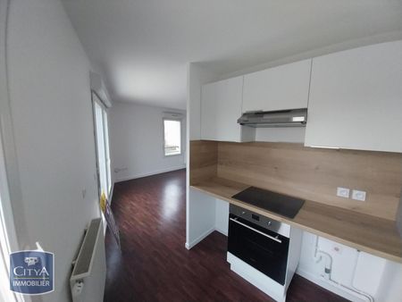 Location Appartement 4 pièces 70m² DOUAI 59500 - Photo 5