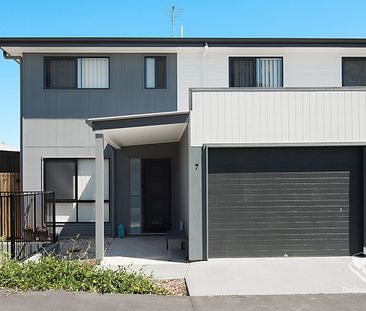 $725 pw - Photo 5