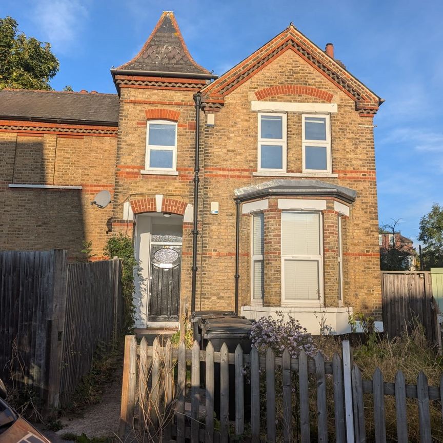 Devonshire Road, London, SE23 - Photo 1