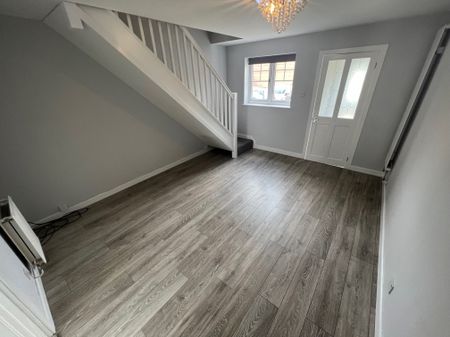 Orchid Close, Cardiff, St. Mellons - Photo 5