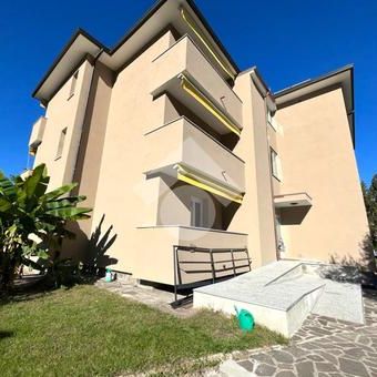 Monolocale in affitto - Photo 3