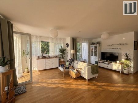 Stilvolle 2-Zi Dachgeschoß-Wohnung mit 2 Balkonen & Garage in Leobersdorf, 67m² - Photo 3