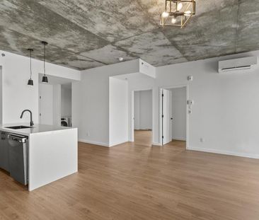 230 Boulevard Harwood, Vaudreuil-Dorion, QC - Photo 2