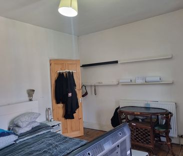 Room in a Shared House, Albert Park Place, BS6 - Photo 6