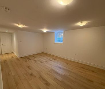 For Lease - 44 Richardson Drive, Aurora, Ontario - Photo 1