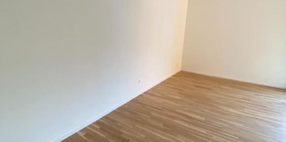 2.5 Zimmer, 2. Stock - Photo 3