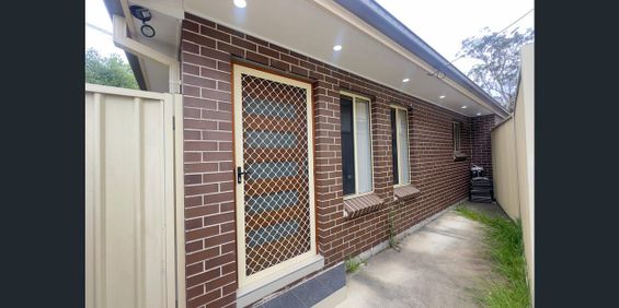 Immaculate Modern Two Bedroom Granny Flat in a Prime Location! - Photo 3
