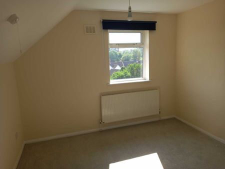 2 bed Semi-detached House - Photo 5