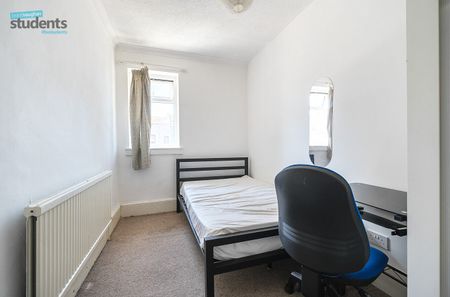 5 bedroom terraced house to rent - Photo 3