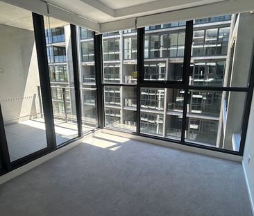 421/327 Northbourne Avenue "De Burgh", Lyneham ACT 2602 - Apartment... - Photo 1