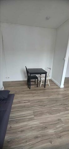 1 pièce - Meublé - 20 m² - 2ème étage - Colocation non autorisée - Photo 2
