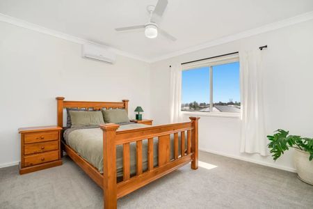6 Banyan Street, Gillieston Heights NSW 2321 - House For Rent | Domain - Photo 3